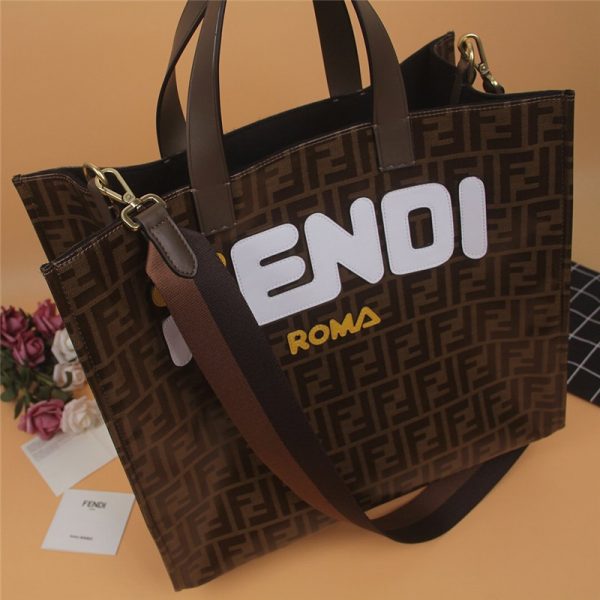 Fendi Mania shopping bag white - Image 4