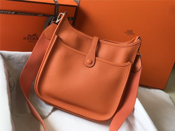 HERMES Evelyne 28 Women Bag - Image 5