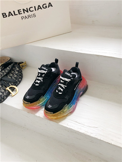 balenciaga triple-s