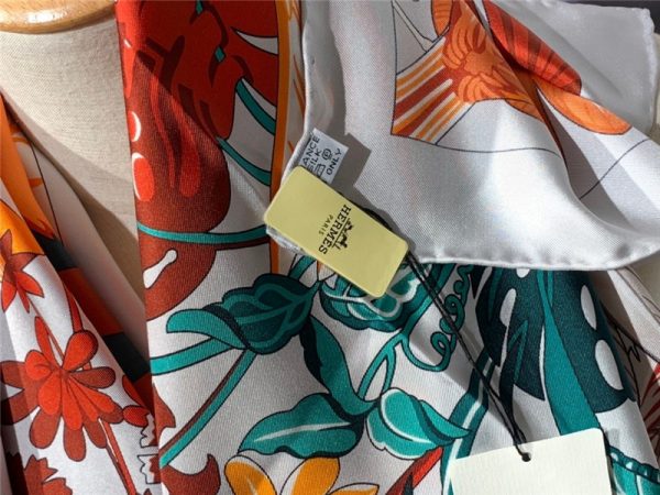 hermes ladies summer silk scarf - Image 6