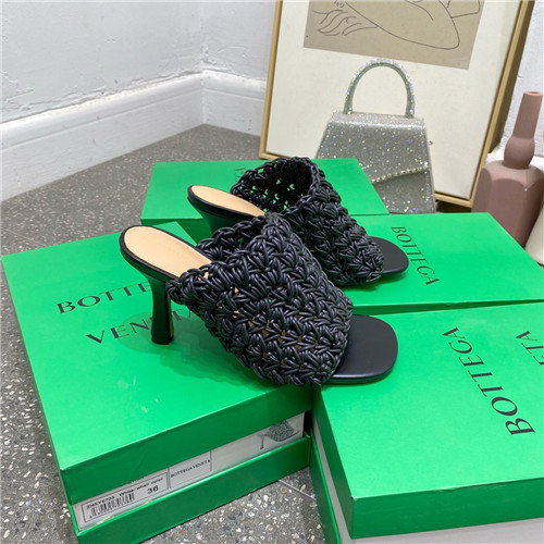 bottega veneta bv board sandals