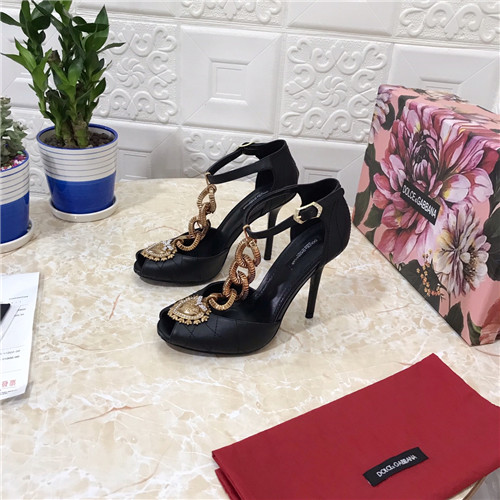 dolce and gabbana heels sandal