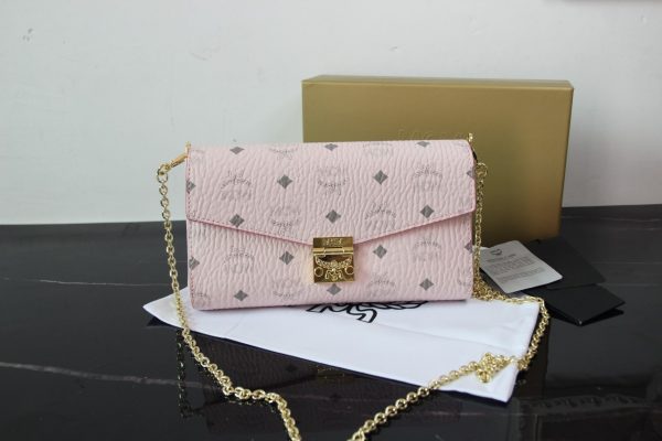 Mcm Medium Envelope Chain Flap Crossbody Bag Pink