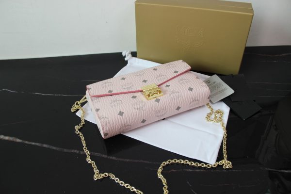 Mcm Medium Envelope Chain Flap Crossbody Bag Pink - Image 4