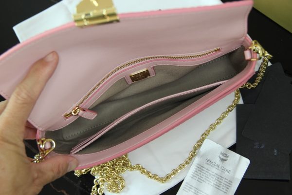 Mcm Medium Envelope Chain Flap Crossbody Bag Pink - Image 9