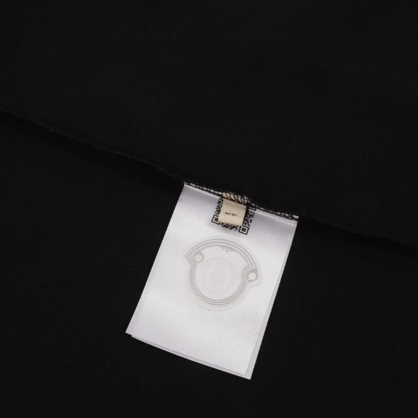 MONCLER Embroidered logo short-sleeved T-shirt - Image 9