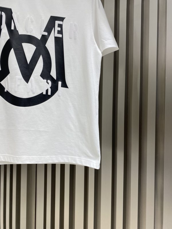 Moncler three-dimensional offset printing half-sleeved T-shirt - Image 6