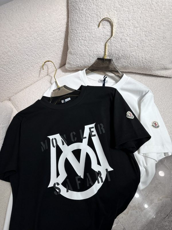 Moncler Mengkou Men and women with the same style couples spring and summer latest counters with the same style, trendy brand logo casual short-sleeved T-shirt - Image 7