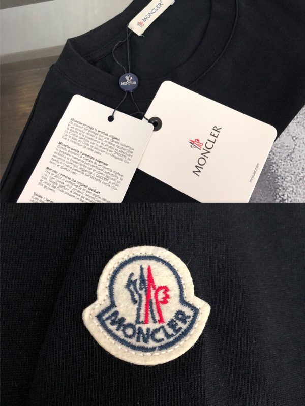 MONCLER [Mongolian mouth] 23 spring and summer latest short-sleeved round neck T-shirt - Image 4