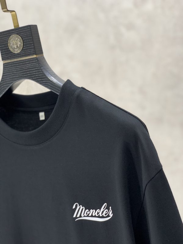 Moncler Mengkou 2023 summer new drop shoulder profile short-sleeved T-shirt - Image 5