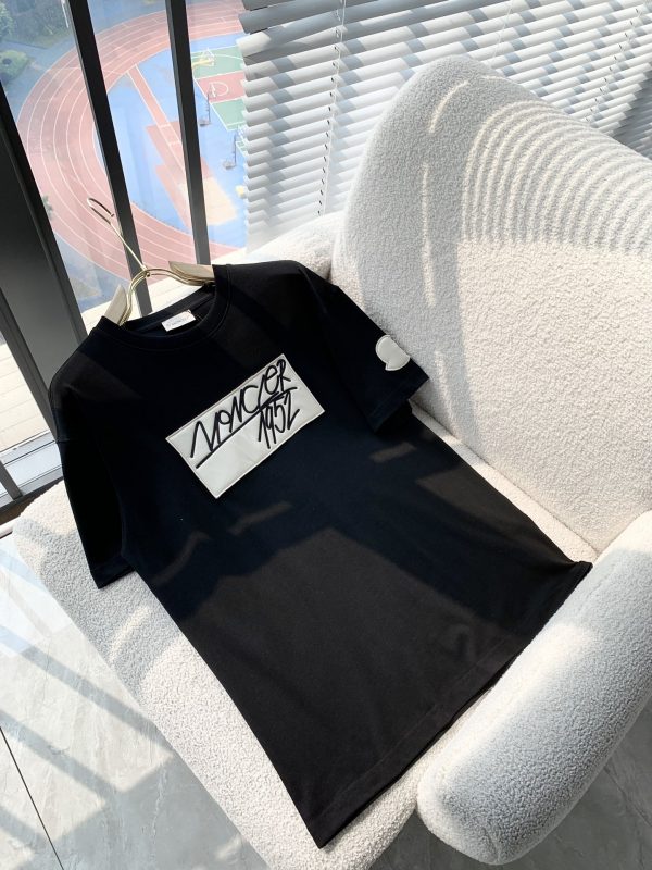 Moncler Mengjia 2023 spring and summer men's and women's same style ? lovers' latest trade order short-sleeved T-shirt, full product - Image 5
