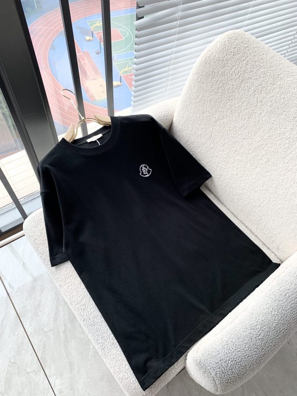 Moncler Mengjia 2023 spring and summer men and women same style ? couple models latest trade order short-sleeved T-shirt - Image 4