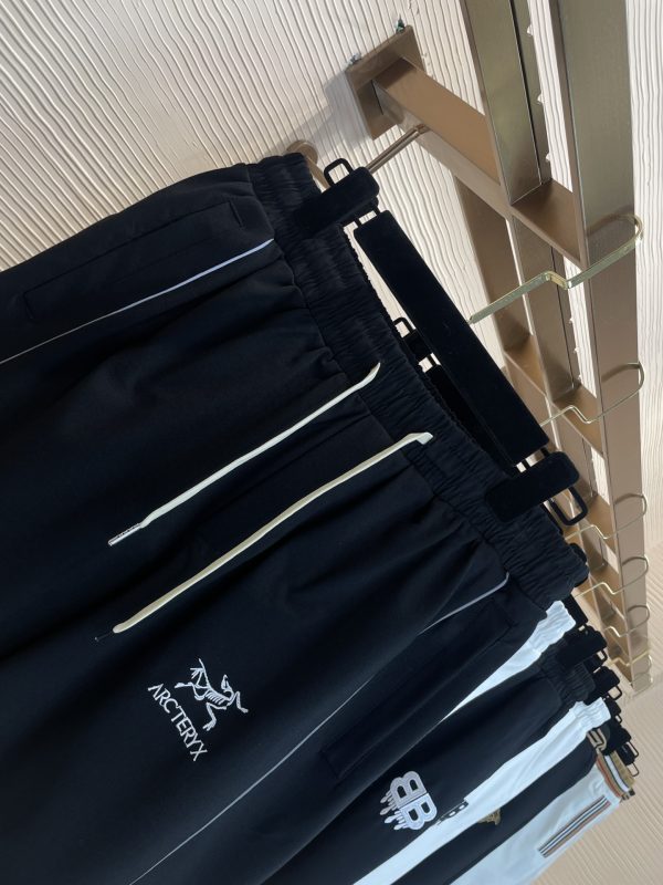 Top quality Arcteryx Archeopteryx 2023 new logo letter embroidery pattern silk cotton light fabric casual shorts Black White M-4XL - Image 6