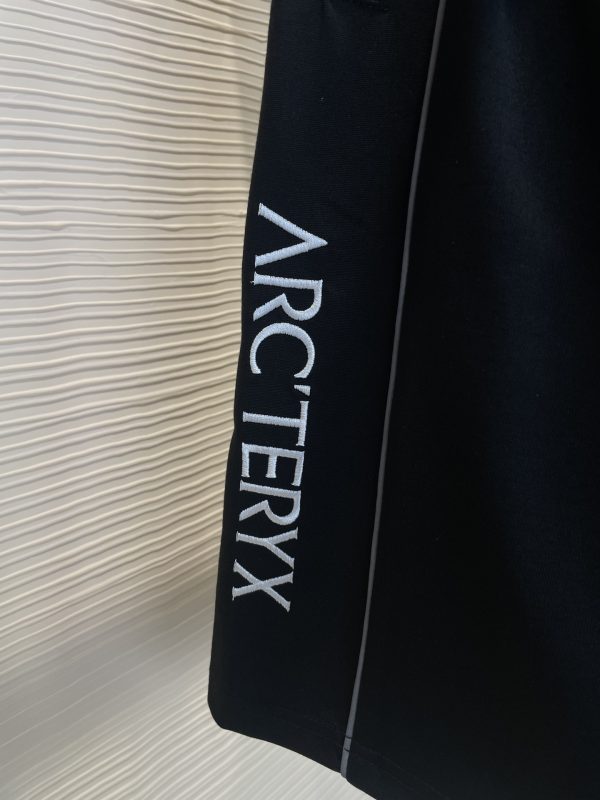 Top quality Arcteryx Archeopteryx 2023 new logo letter embroidery pattern silk cotton light fabric casual shorts Black White M-4XL - Image 8