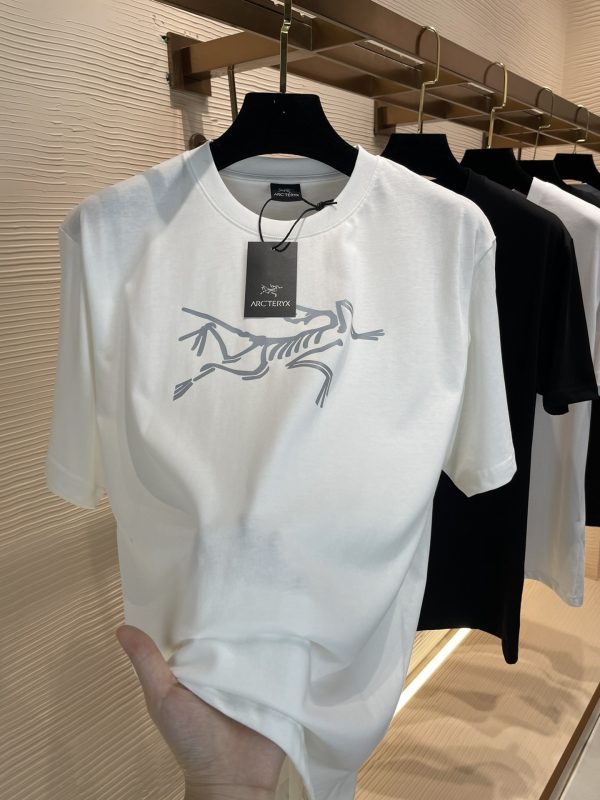 Top quality Arcteryx Archeopteryx 2023 new chest exquisite printing process pure cotton fabric 240g Black White S-XL - Image 6