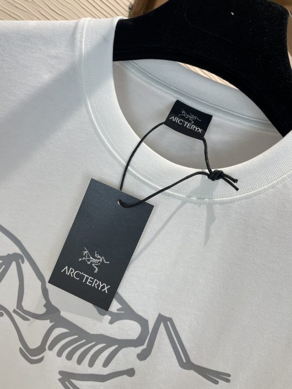 Top quality Arcteryx Archeopteryx 2023 new chest exquisite printing process pure cotton fabric 240g Black White S-XL - Image 7