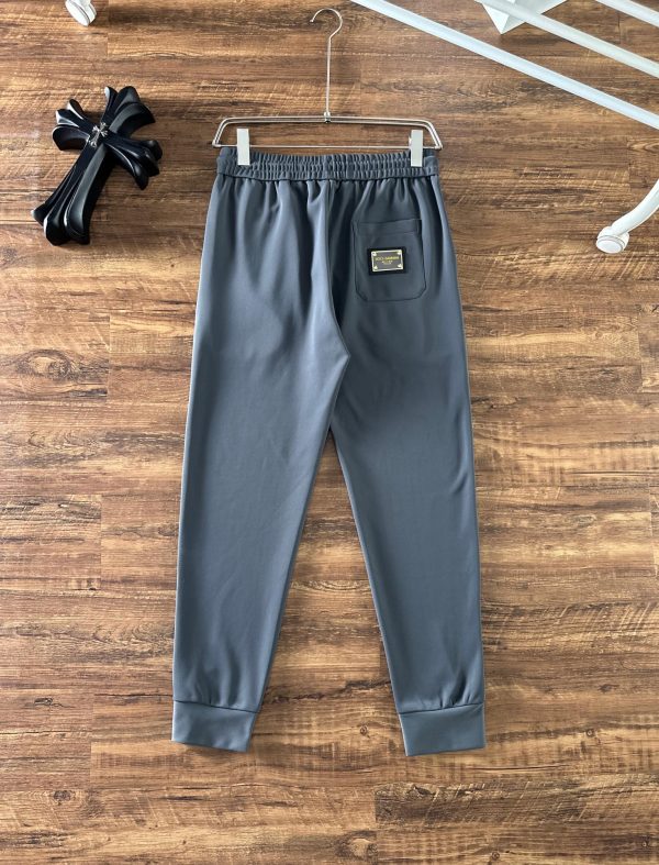 LOEWE 2023ss latest high-end quality ▪️The pattern, fabric and hardware are all customized at the counter at 1:1 Pants are made of 100% cotton fabric