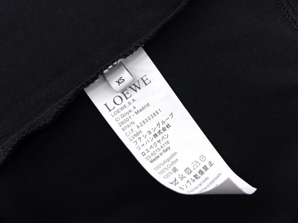 LOEWE 2023 spring and summer new short-sleeved, LOEWE classic leather T-shirt. Customized 32-count double-yarn tight cotton 240g fabric, fried chicken is versatile, and the favorite of all hipsters - Image 13