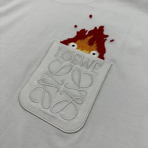 LOEWE / 2023 spring and summer new Calcifer flame moving castle embroidery letters short-sleeved T-shirt men and women loose half-sleeved shirt - Image 9