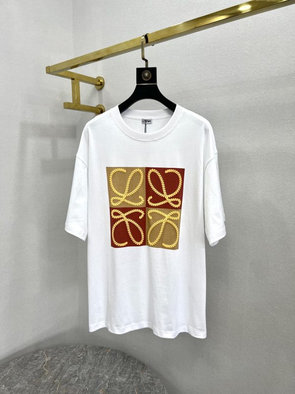 Loewe-2023 color four-grid letter print logo short-sleeved T-shirt, based on a loose and comfortable casual version