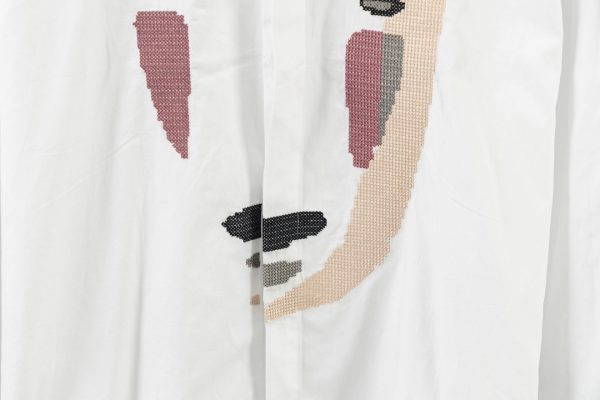 LOEWE 's new best-selling Spirited Away embroidery faceless men's long-sleeved shirt men's and women's tops are made of 100% cotton fabrics to support a good version - Image 5