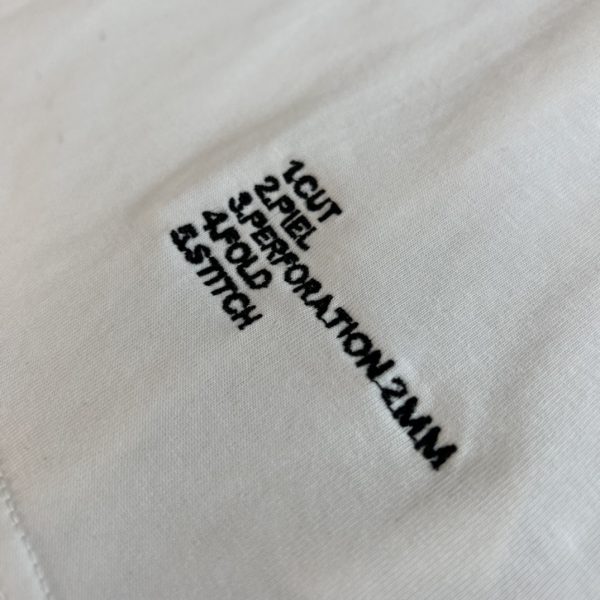 ❤️Loewe spring and summer new products Three standard complete T-shirt short sleeves - Image 8