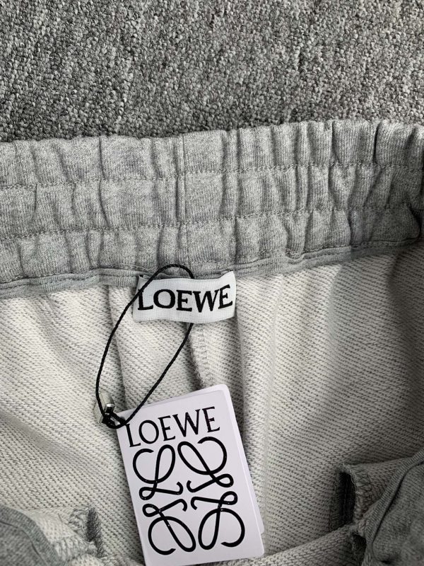 LOEWE 2023 autumn and winter new men's casual shorts, high-end custom pure cotton breathable fabric, breathable micro-elastic and extremely comfortable - Image 8