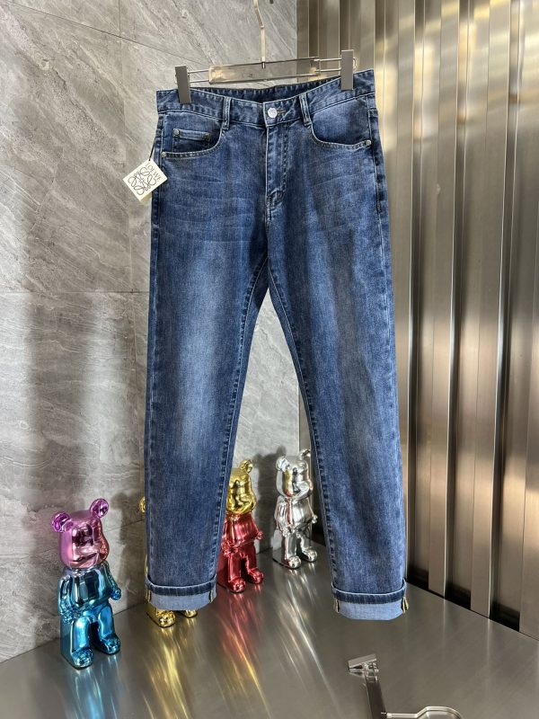 Loewe/ spring and summer new products, three standard complete, micro-elastic jeans, good products, no need to introduce too much, see details
