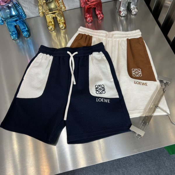 Loewe/ spring and summer new products three standard complete micro-elastic jeans good products do not need too much introduction see details counter size: M-3XL