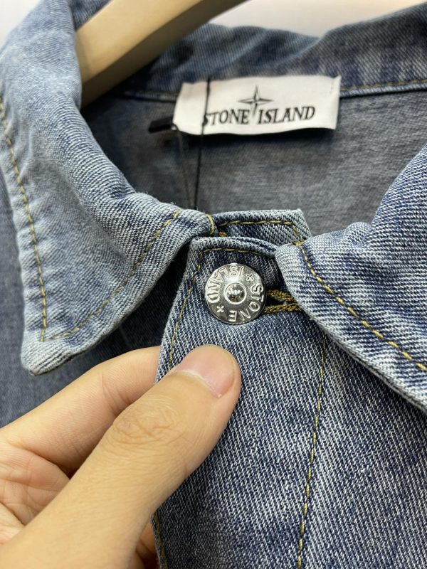 Stone island badge denim jacket Thickened denim material is a must-have trendy item Top-level production, the highest version in the whole network - Image 7
