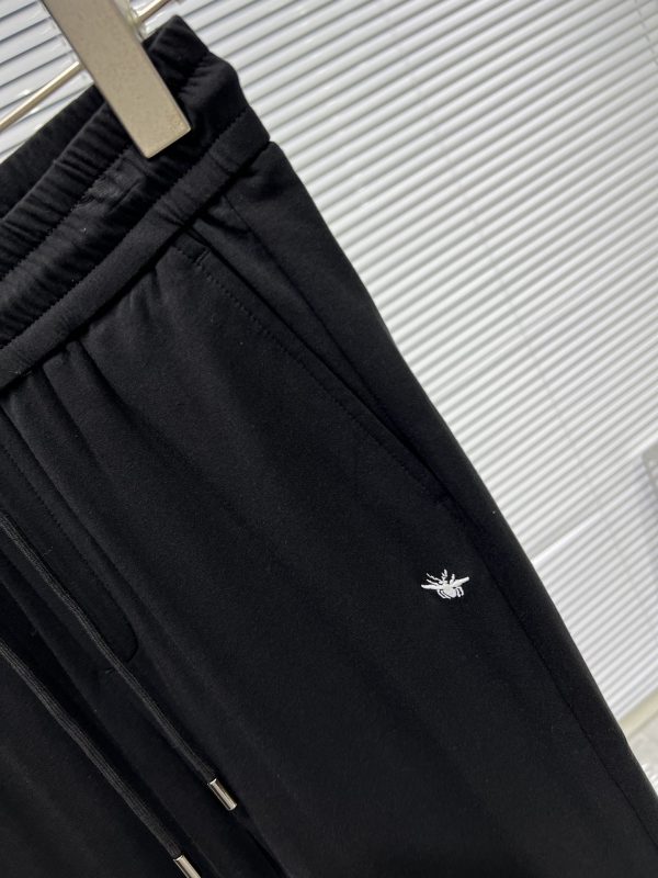New products in Dior** counters are launched simultaneously. ?Original order high quality fashion casual pants - Image 6