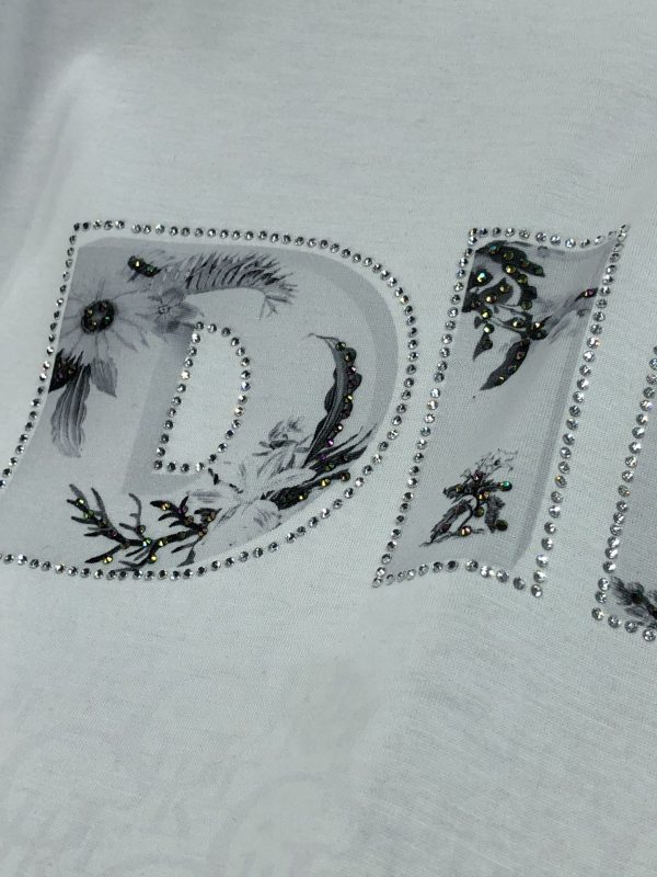 Dior. 2023 spring and summer, the latest fashion round neck TB counter on the official website is synchronized, and imported high-density fine cotton fabrics are customized! Comfortable next to the skin, sweat-absorbent and breathable. Good looking and easy to wear - Image 7