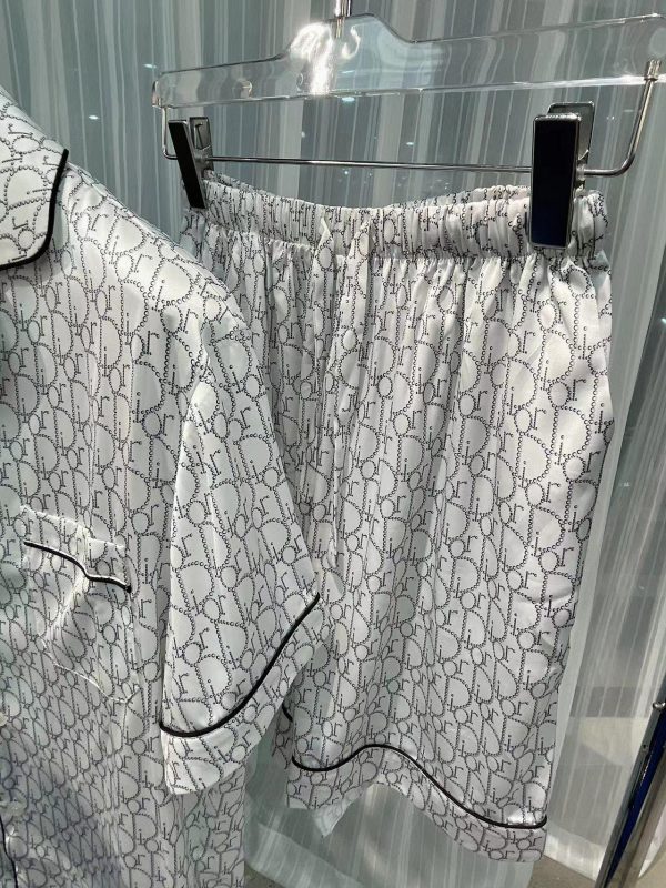 Explosive style, actual shooting, Dior high-end loungewear suit, the same style for men and women, made of high-definition Korean silk fabric, the upper body is comfortable, size M-3XL - Image 8