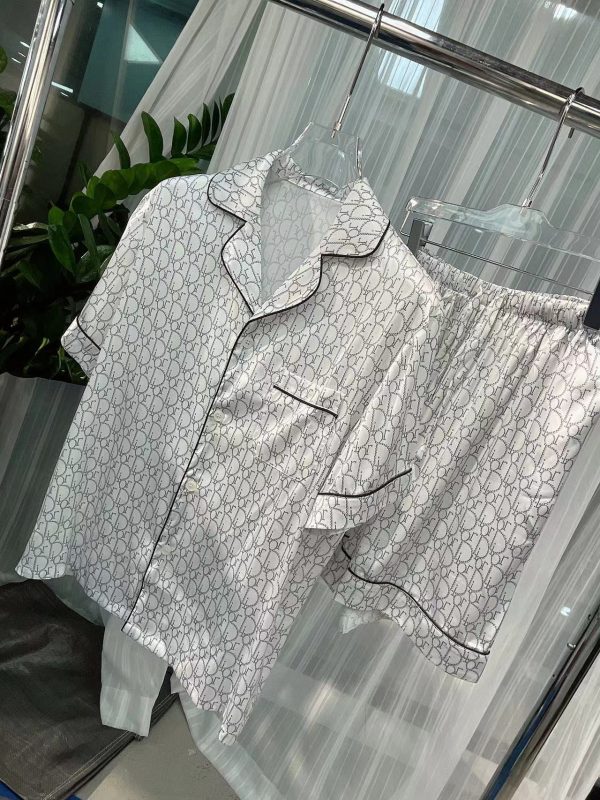 Explosive style, actual shooting, Dior high-end loungewear suit, the same style for men and women, made of high-definition Korean silk fabric, the upper body is comfortable, size M-3XL - Image 10
