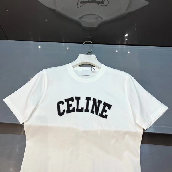 Real shot of brick cabinet CELINE# classic style exclusive custom weaving and dyeing pure cotton material soft and comfortable threaded round neck CELINE letter printing on the front - Image 12
