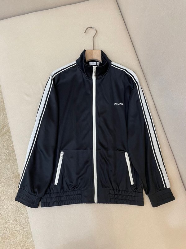 Jacket-quality unit ✨CEL23 spring and summer new classic sports jacket? 100% replica of the original diamond-patterned, dyed, and dyed fabric. Signature embroidered CELINE small letters on the chest