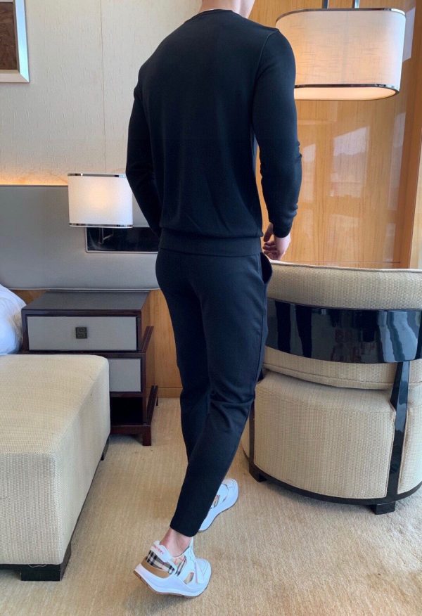 【CELINE】(Fat Man Gospel) Explosive Suits Coming Focus on the Original 2023 New Explosive Sweater Suits on the Official Website - Image 4