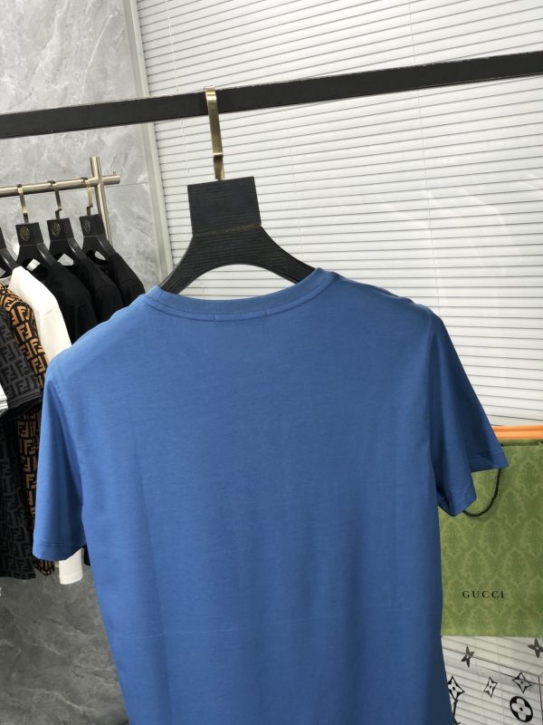 FENDI 2023AW summer new top quality counter synchronization casual short-sleeved mercerized cotton T-shirt, upper body comfortable and breathable - Image 2