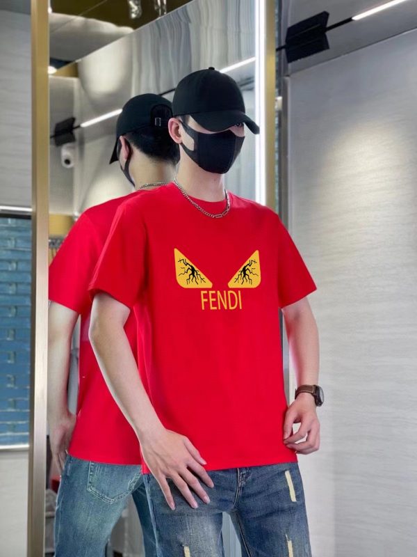 Brand [FENDI] (Fat Gospel) original single men's casual short-sleeved T-shirt, 2023 spring and summer new product, customized top logo craft on the chest