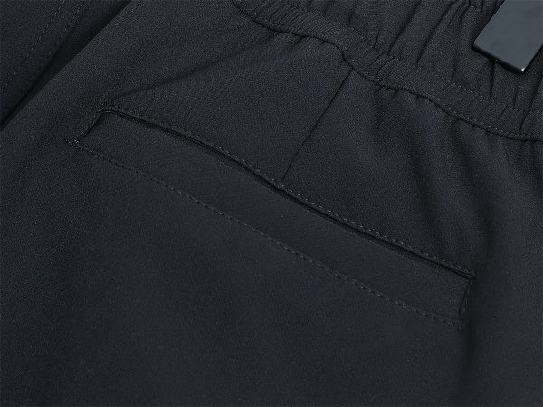 FENDI2023 High Quality Summer Casual Shorts ?Plain high-density stretch polyester fabric with super breathability, moisture wicking and UV resistance - Image 3