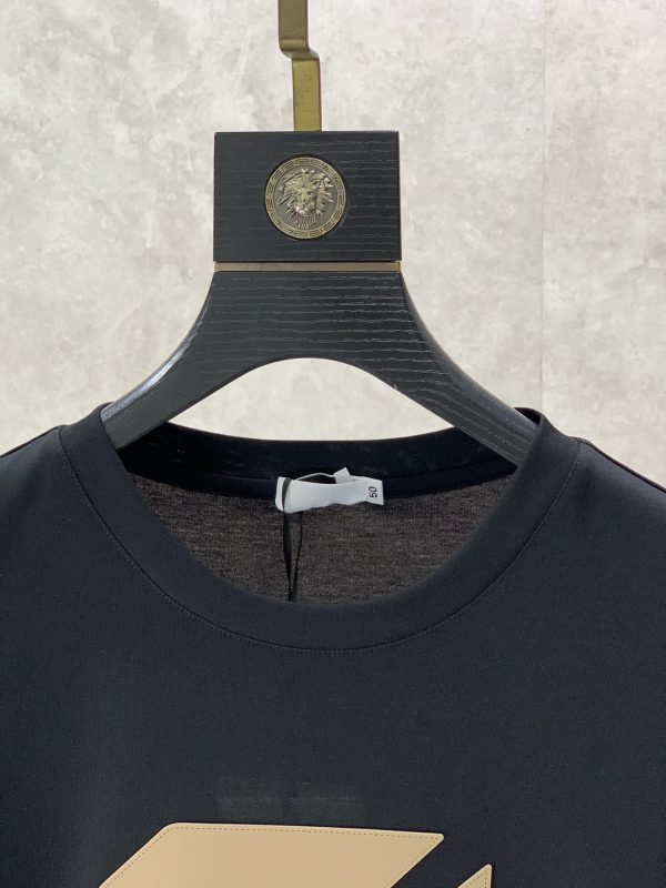 Fendi 2023 spring new fashion ? round neck short-sleeved T-shirt made of high-grade jade silk fabric ? exquisite neckline unique and cool classic LOGO design on the chest - Image 15