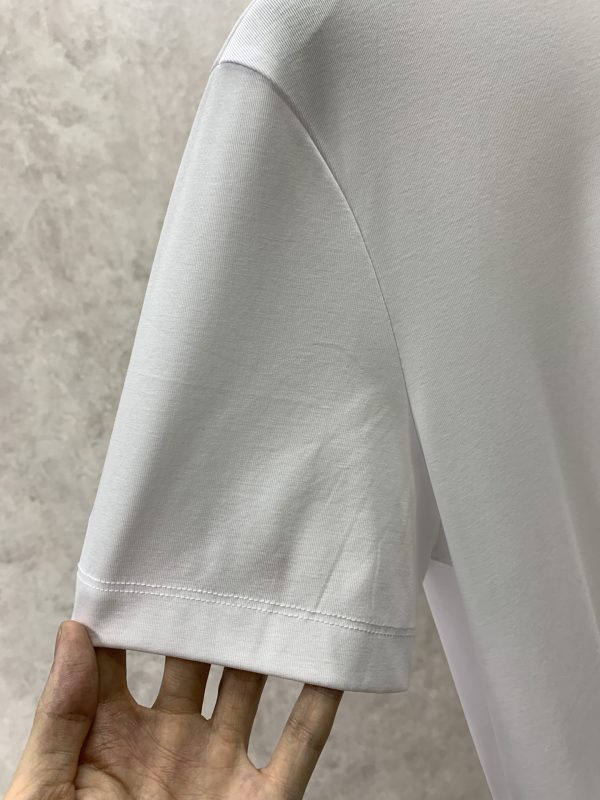 Fendi 2023 spring new fashion ? round neck short-sleeved T-shirt made of high-grade jade silk fabric ? exquisite neckline unique and cool classic LOGO design on the chest - Image 3