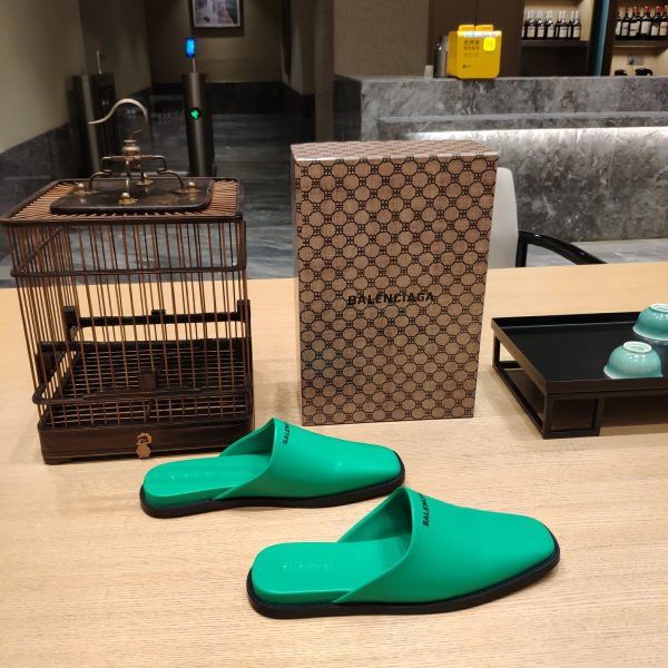 ? ? Balenciaga 2023 Spring/Summer 2023 Spring/Summer Internet celebrity first choice beautiful products full of printed Logo soles, letter logo casual lazy slippers - Image 7