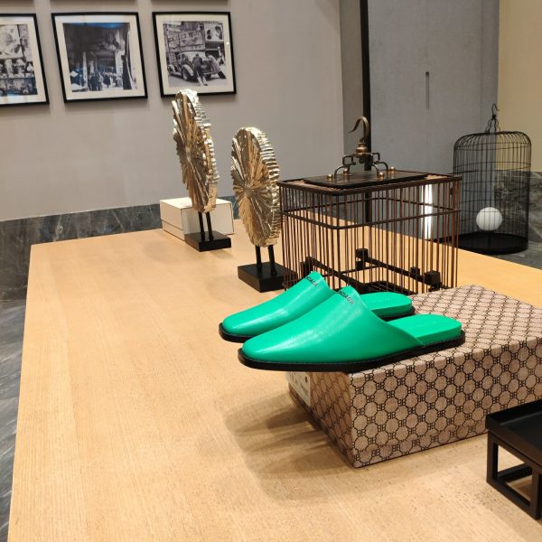 ? ? Balenciaga 2023 Spring/Summer 2023 Spring/Summer Internet celebrity first choice beautiful products full of printed Logo soles, letter logo casual lazy slippers - Image 5