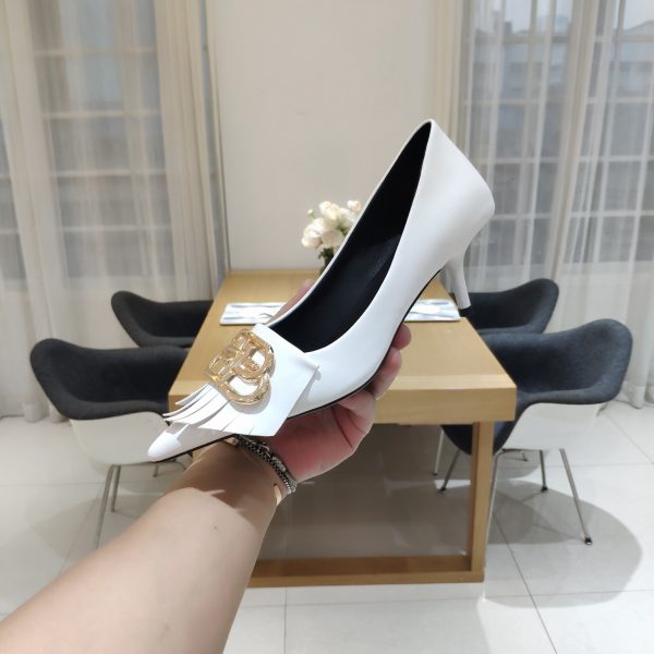 BALENCIAGA's 2023 winter and spring bursting new models are launched nationwide ??. Fangwei/B's girlfriends version New-shaped double B buckle flower head tassel series. (5.5cm small heel with tassel version Muller slippers, 5.5cm stiletto heel - Image 5