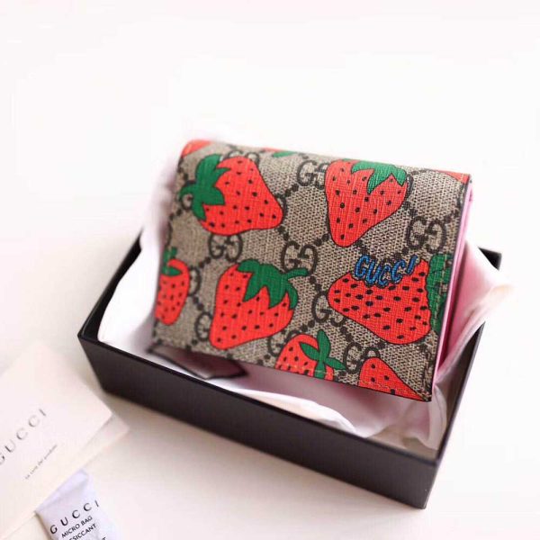 Gucci GG Strawberry Print Card Case Wallet