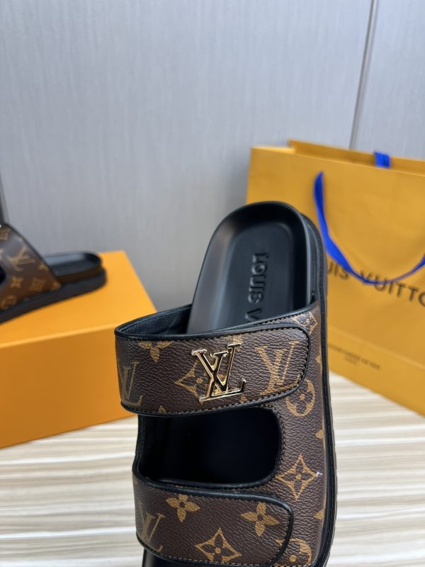 Louis Vuitton LV Men’s Slippers D - Image 7