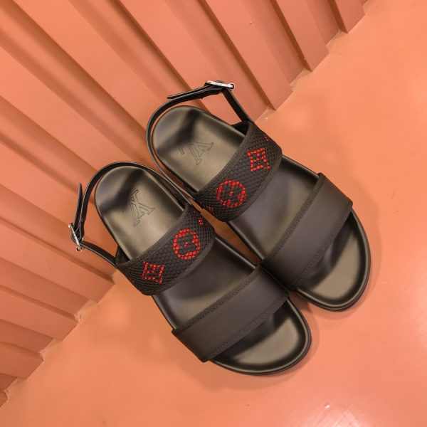 Louis Vuitton vintage classic men’s slippers H