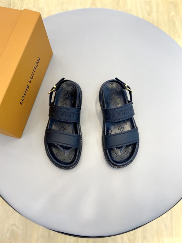 Louis Witton high-end men’s slippers C