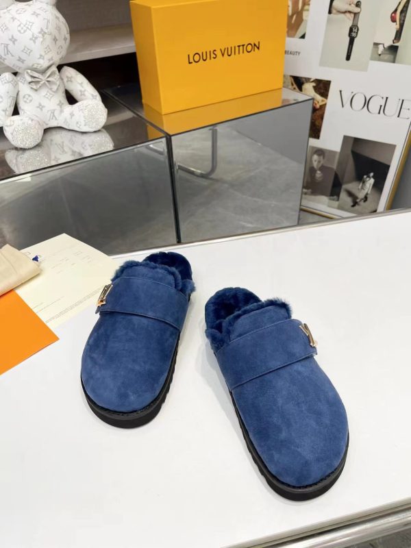2023 new arrivals Louis Vuitton flat slippers Blue - Image 6